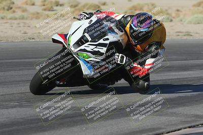 media/Sep-20-2025-Race Pace (Sat) [[d4e1b33f4d]]/Non Verified/Turn 4 Inside (8am)/